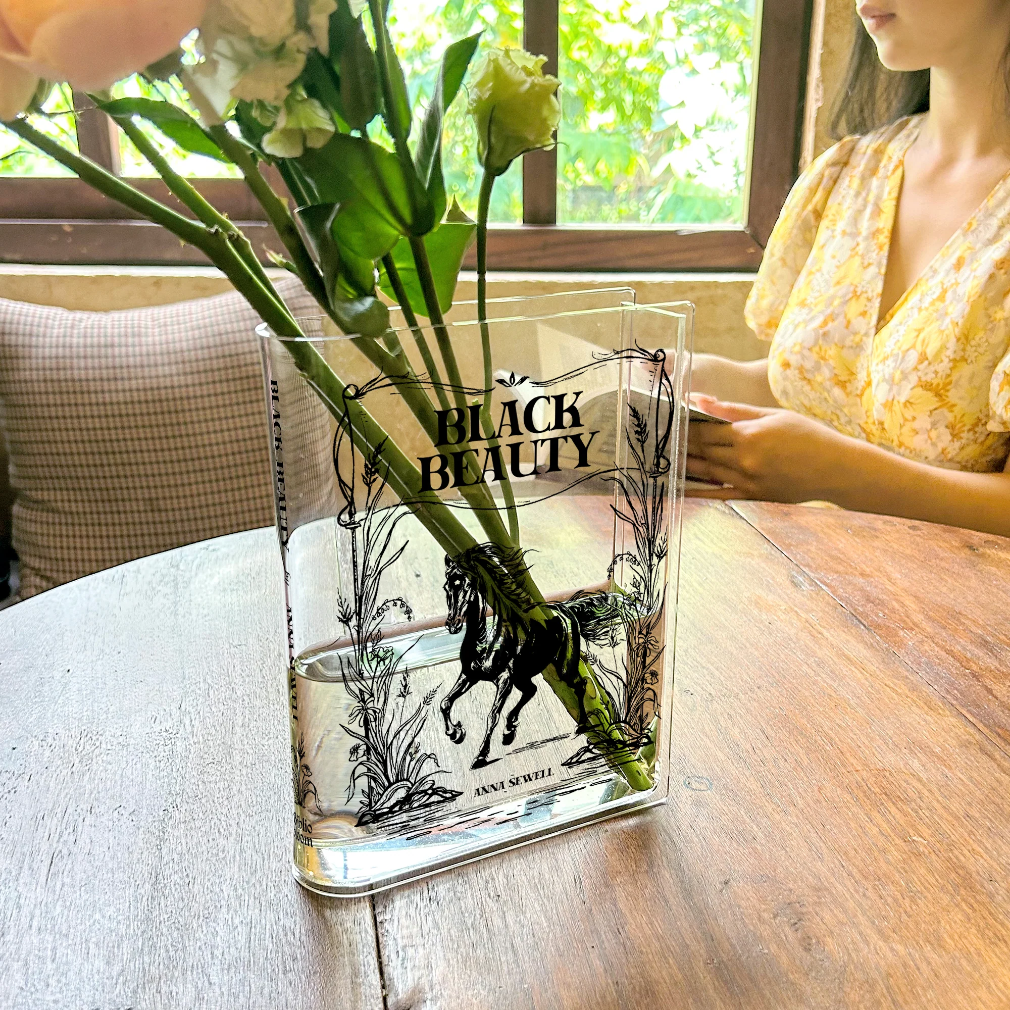 Black Beauty Acrylic Book Vase - Image 7