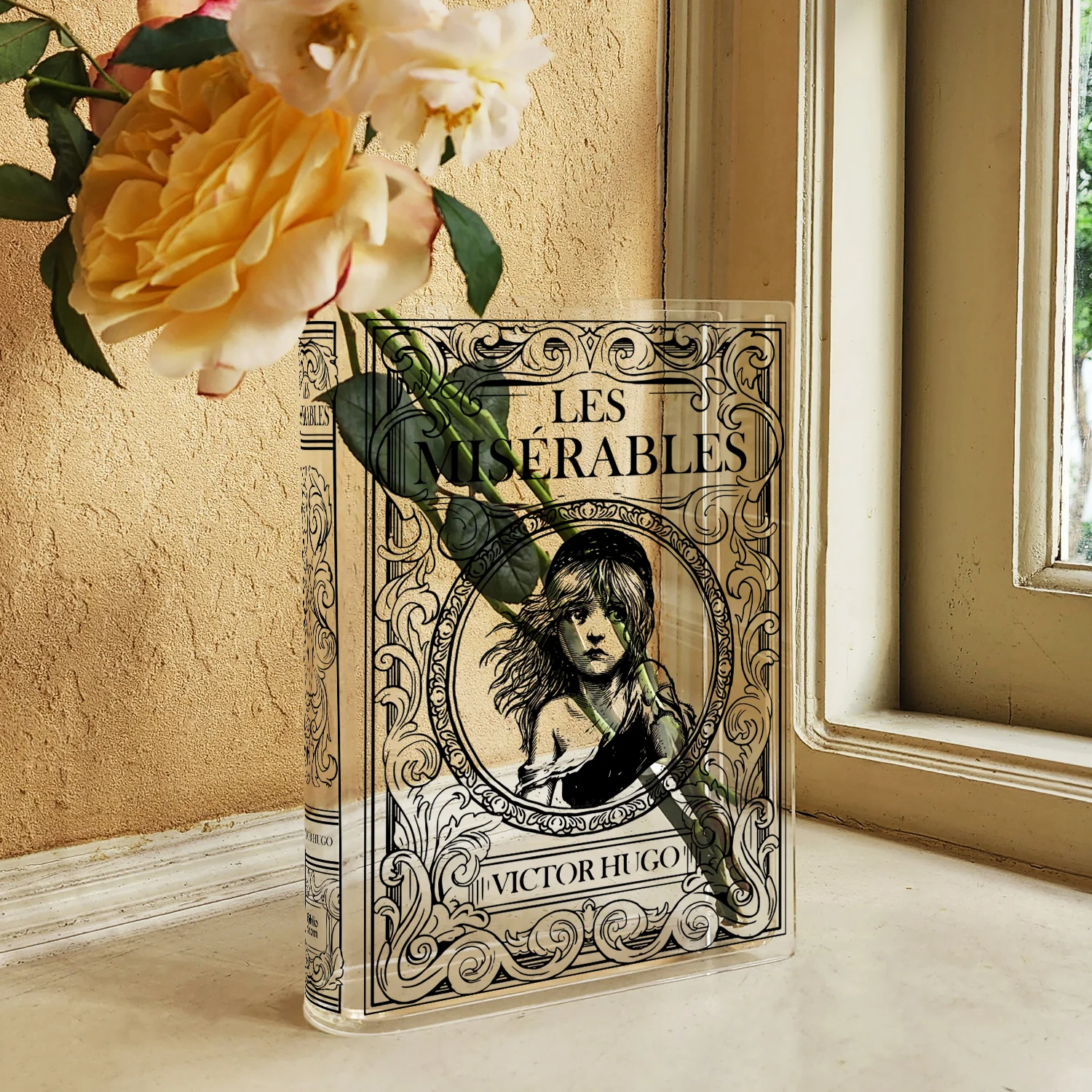 Les Misérables Acrylic Book Vase - II - Image 3