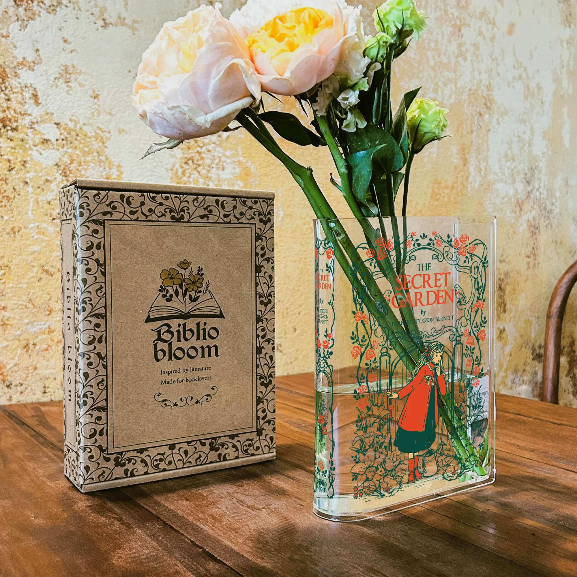 The Secret Garden Acrylic Book Vase - Blonde - Image 7