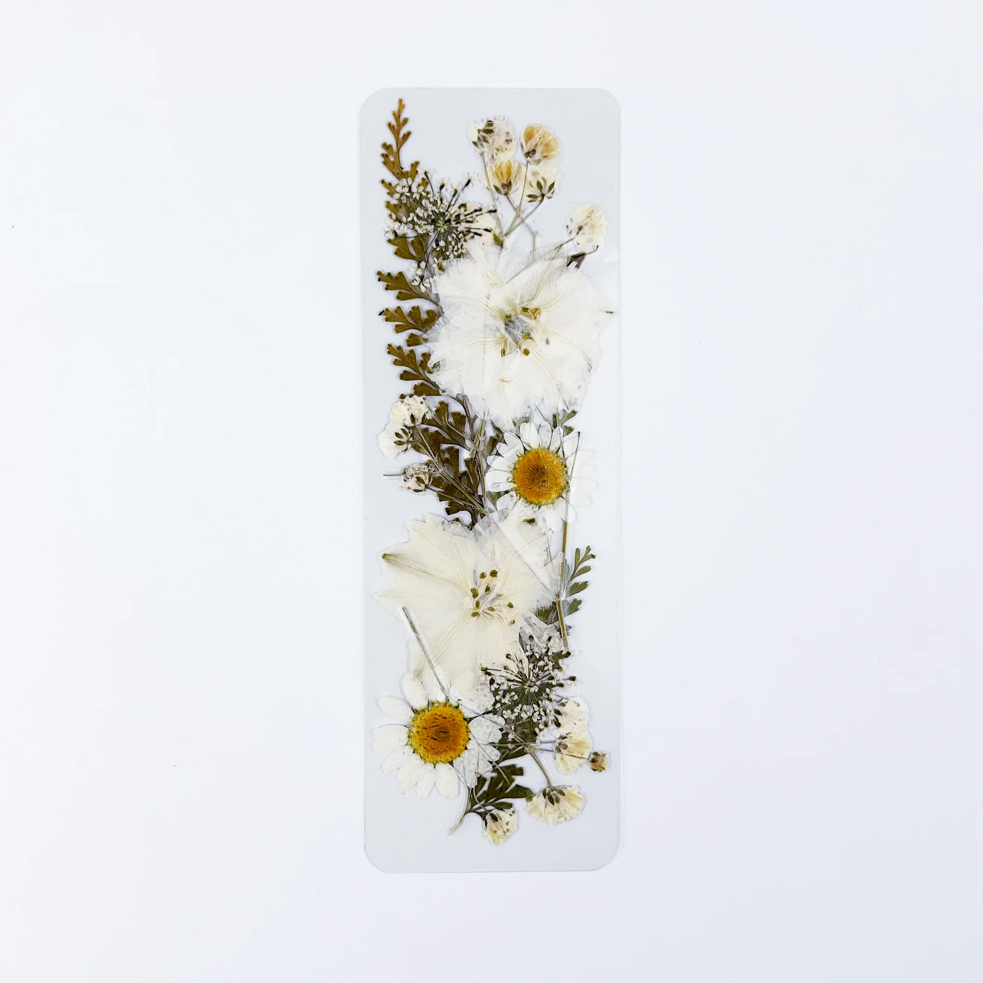 Vintage Vanilla Pressed Flower Bookmark - Image 4