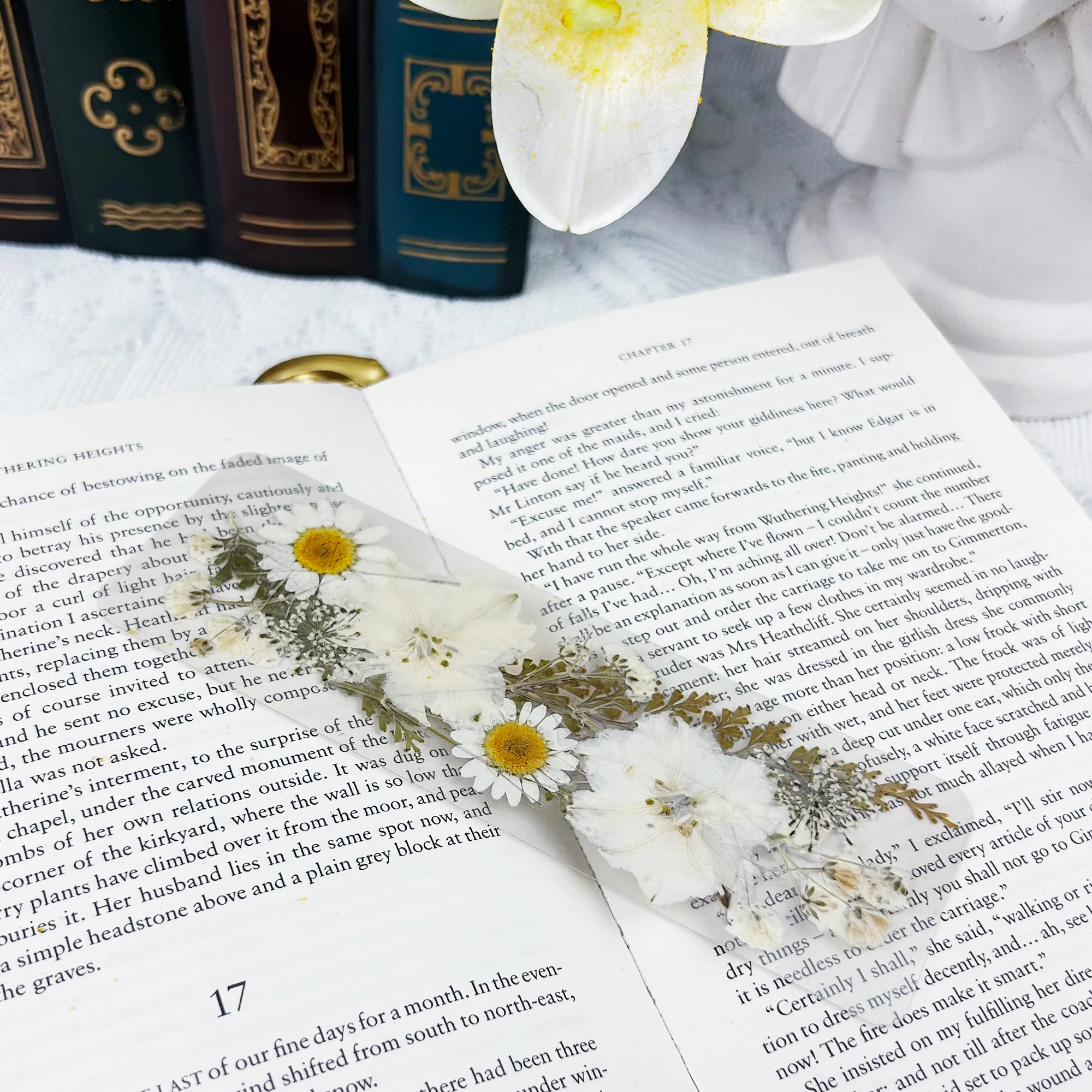 Vintage Vanilla Pressed Flower Bookmark - Image 6